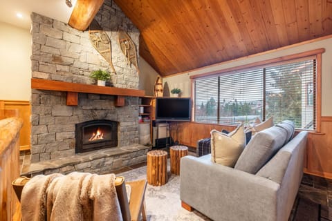 Living room, Seating area, flat iron