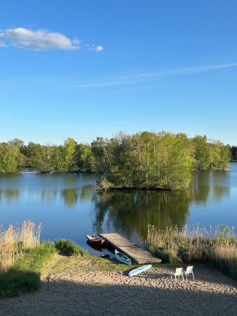 Day, Natural landscape, Beach, Lake view