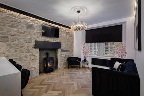 Living room, Seating area, City view