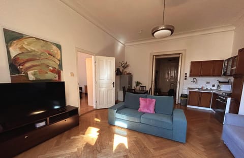 TV and multimedia, Kitchen or kitchenette, Living room, pet friendly