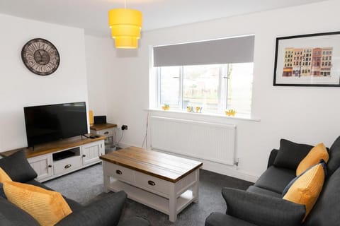Argyle House Stunning 2 Bed Town Centre Home from Home with Private Parking House in Tamworth