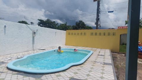 Swimming pool, Swimming pool
