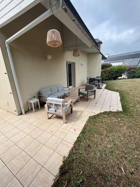 Balcony/Terrace, Garden view