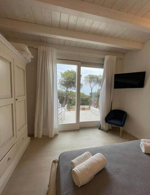 Scirocco Apartment, Rosa dei Venti, Perla Marina Apartment in Sardinia