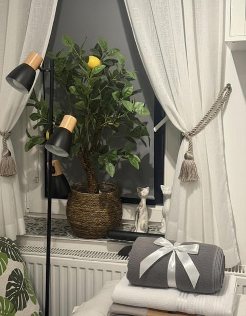 Przytulny pokój z łazienką w centrum Gdyni & Free Parking Apartment in Pomeranian Voivodeship