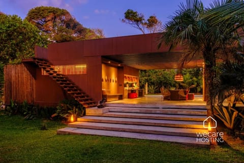 Night, Garden view