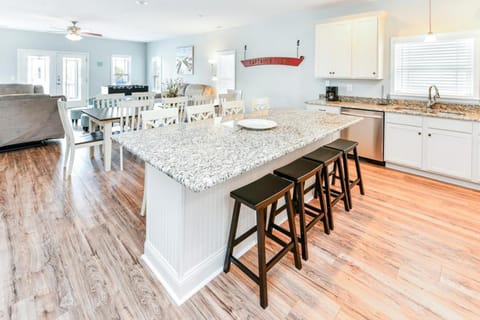 Aquadesiac House in Surfside Beach