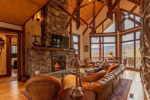 Copperleaf at Eagles Nest House in Beech Mountain