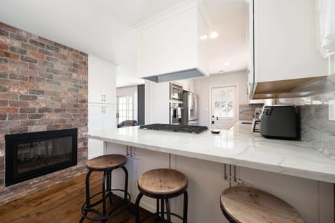 10 min to Beach Central Villa House in La Jolla