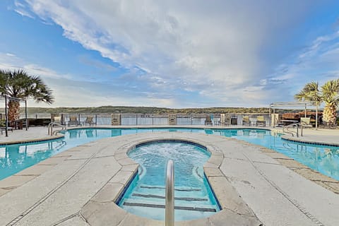 The Island on Lake Travis #1307 Apartment in Lago Vista