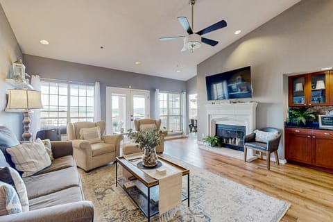 The Island on Lake Travis #1307 Apartment in Lago Vista