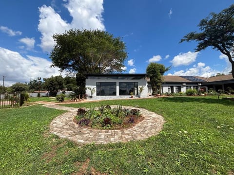 Property building, Children play ground, Children play ground, Garden, Business facilities, Garden view