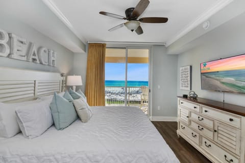 Azure 218 - Massive Beachfront Corner Unit Condo Apartment in Okaloosa Island