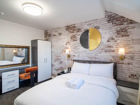 Delightful 6bed house for guests Apartment in Sheffield