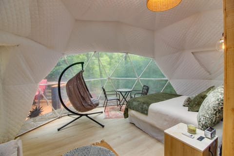 Unique Dome Home with Deck in Smoky Mountains Apartment in Center Hill Lake