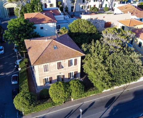 La Contessa Rossa Apartment in Tuscany