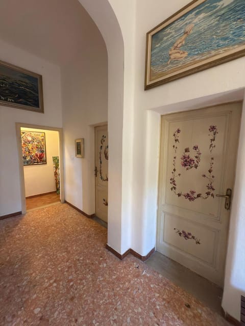 La Contessa Rossa Apartment in Tuscany