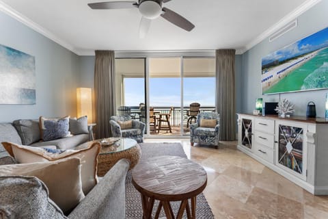 Bella Riva 203 - Oceanfront - Beach Service Included - Luxury - Viking Appliances Apartment in Okaloosa Island