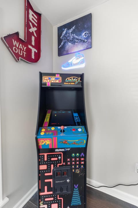 3 BR 2 BTH, Dog Friendly, Fenced Yard, Game RM House in Dothan