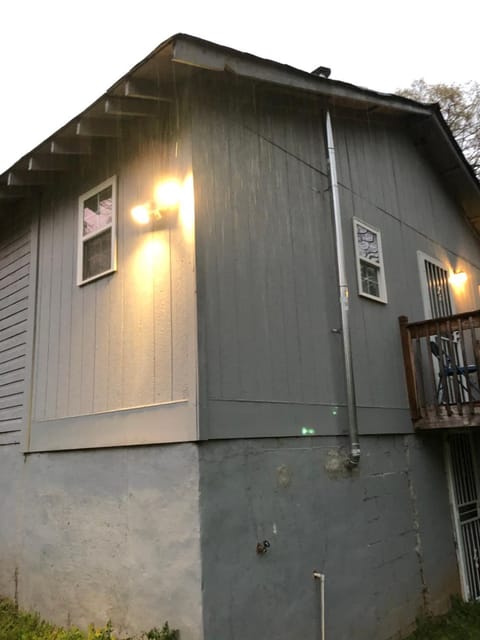 Sweet Southern Getaway House in College Park