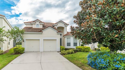 Urban 5 Bed 5 Bath Villa- Perfect stay while exploring Orlando,Florida Villa in Windsor Hills