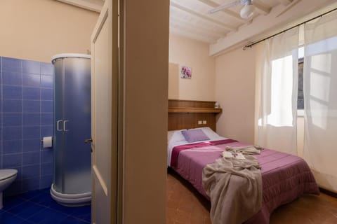 Bed, Bathroom, Photo of the whole room, Bedroom