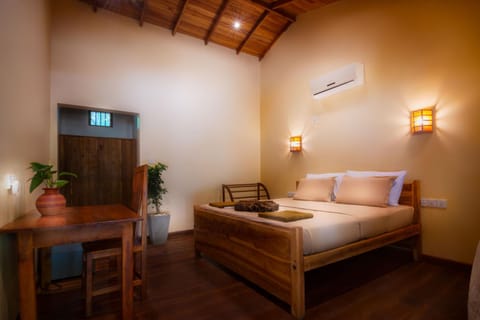 Bed, Photo of the whole room, air conditioner