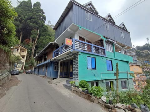 Property building, Street view