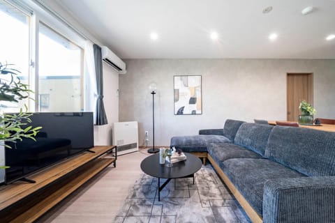 TV and multimedia, Living room, air conditioner