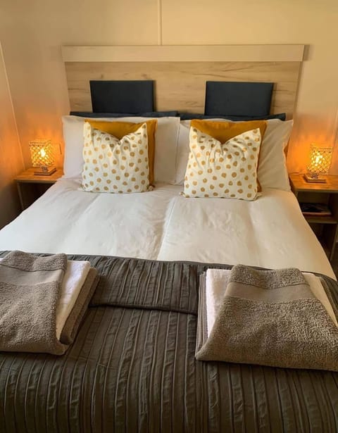 Larch View Campground/ 
RV Resort in Tattershall