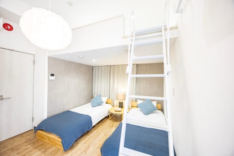 Bed, Photo of the whole room, Bedroom, bunk bed