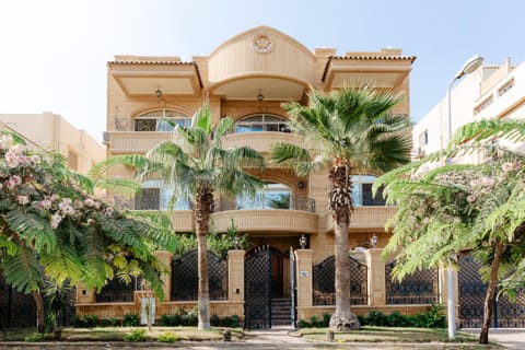 Property building, Day
