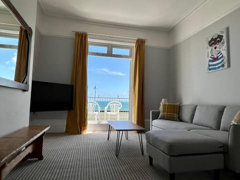 TV and multimedia, Balcony/Terrace, Living room, Sea view