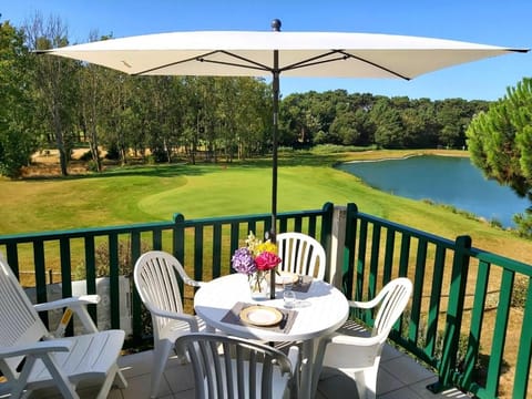 Garden, Golfcourse, Balcony/Terrace, Lake view