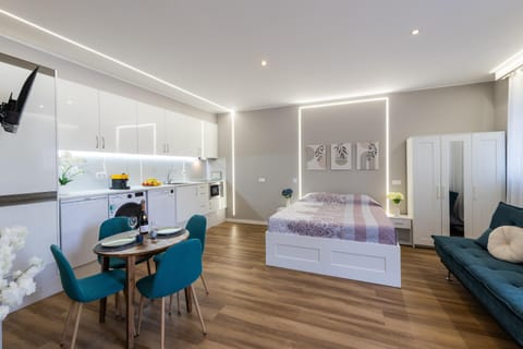 Kitchen or kitchenette, Photo of the whole room