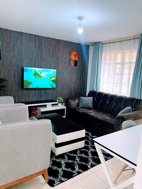TV and multimedia, Living room, Seating area, Evening entertainment
