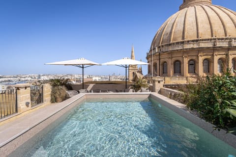 Old Theatre Suites - Capri Apartment in Valletta