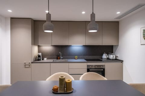 Old Theatre Suites - Capri Apartment in Valletta