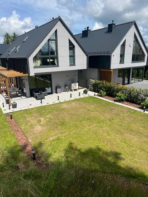Property building, Garden, Garden view