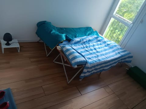 Olembe Garden Capsule hotel in Fontainebleau