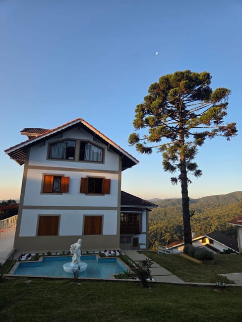 Property building, Day, Natural landscape, Mountain view