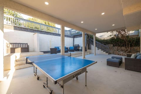 Ocean Views 2 Kitchen Living area Villa House in Pacific Beach