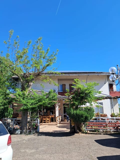 Property building, Parking