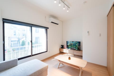 TV and multimedia, Living room, air conditioner