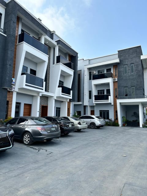 Property building, Parking