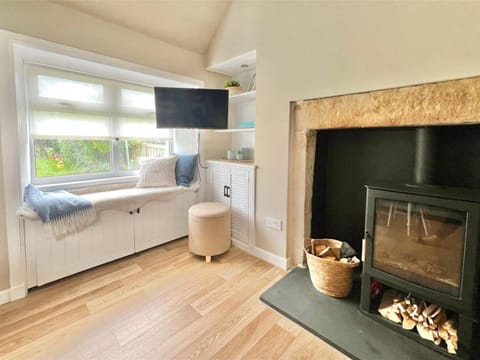 Living room, fireplace