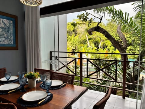Day, Dining area, Garden view