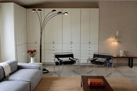 Stylish Penthouse in West Hollywood Bed and Breakfast in West Hollywood