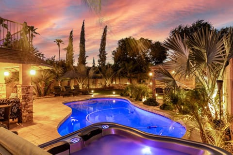 Hot Tub, Swimming pool