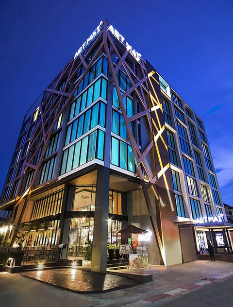 Property building, Facade/entrance